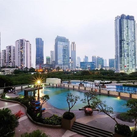 Homey 1Br At The Wave Near Epicentrum Kuningan By Travelio ジャカルタ エクステリア 写真