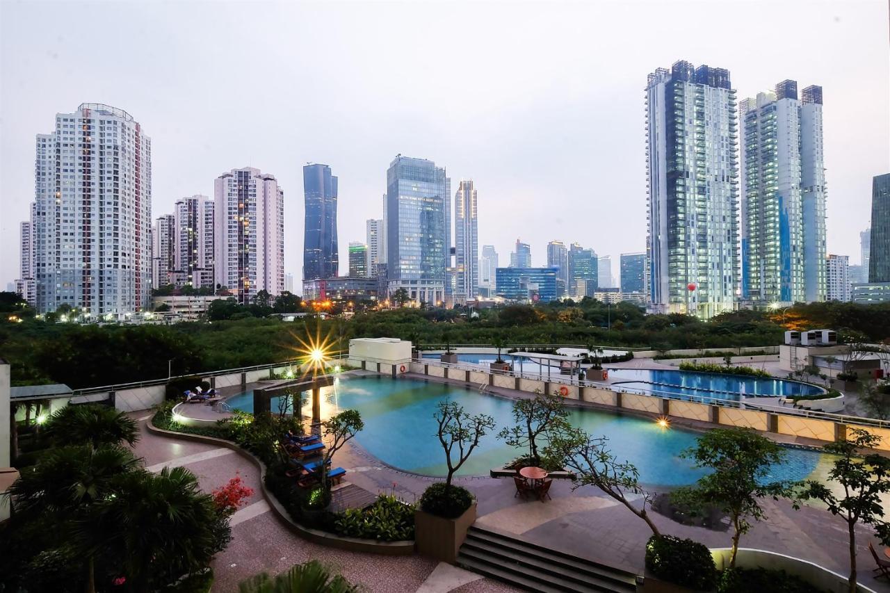 Homey 1Br At The Wave Near Epicentrum Kuningan By Travelio ジャカルタ エクステリア 写真