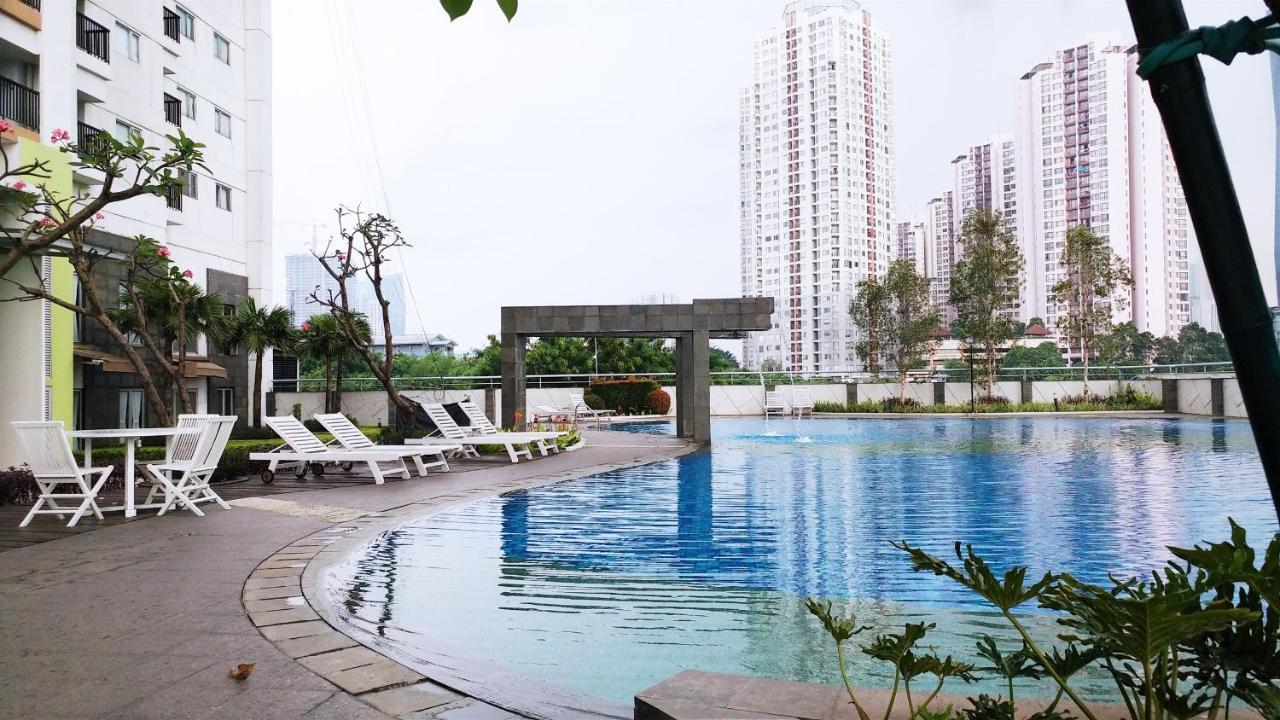 Homey 1Br At The Wave Near Epicentrum Kuningan By Travelio ジャカルタ エクステリア 写真